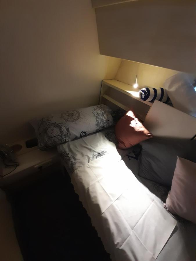 Barco Lucky Otel Sant Adria de Besos Dış mekan fotoğraf