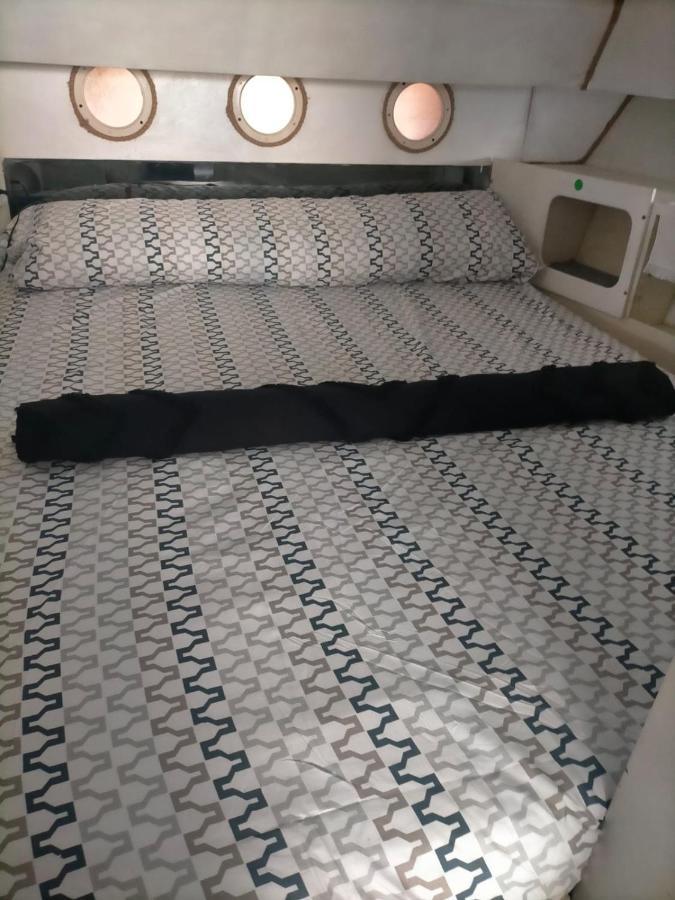 Barco Lucky Otel Sant Adria de Besos Dış mekan fotoğraf